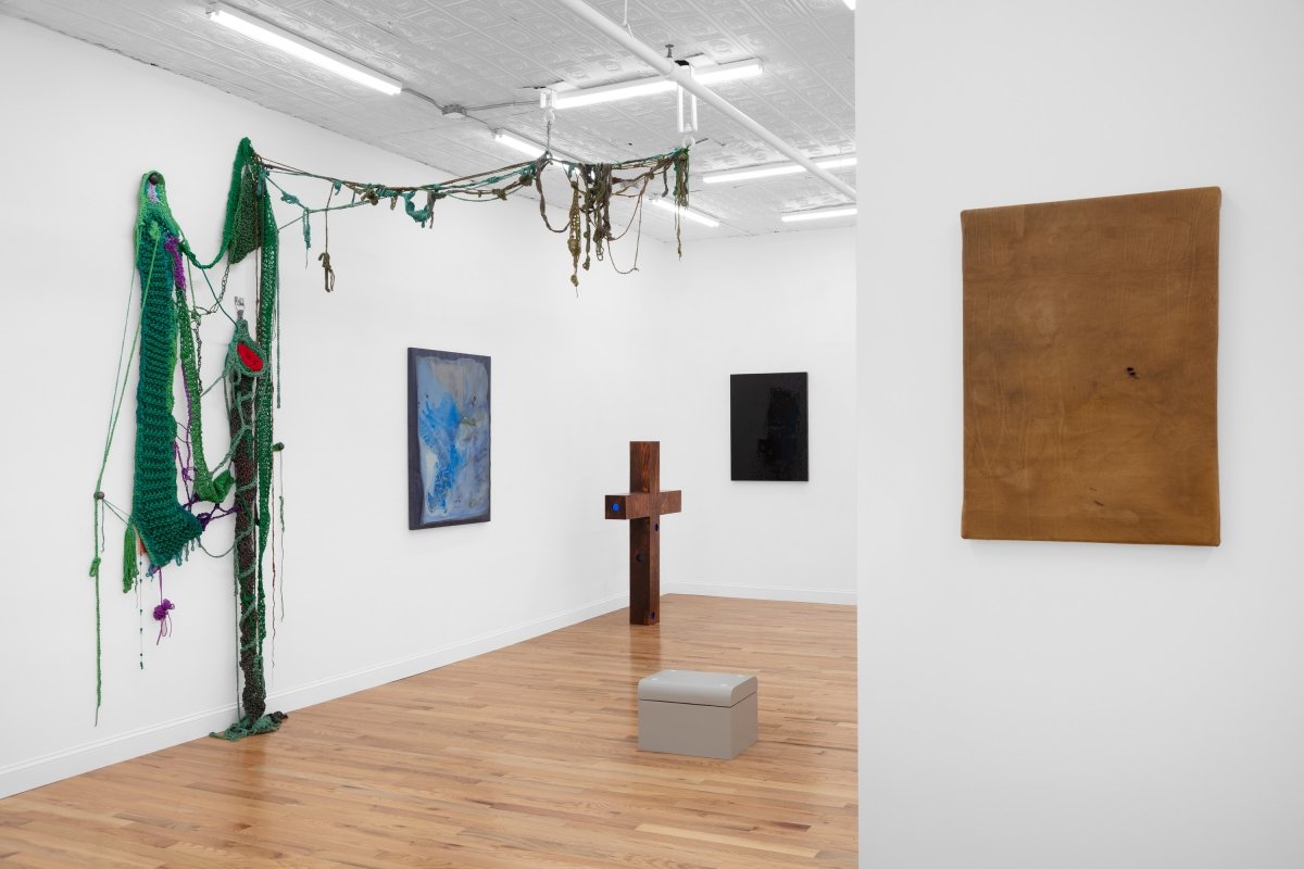  Behind abstract forms, Installation View. Courtesy the gallery, photo: Daniel Greer. 