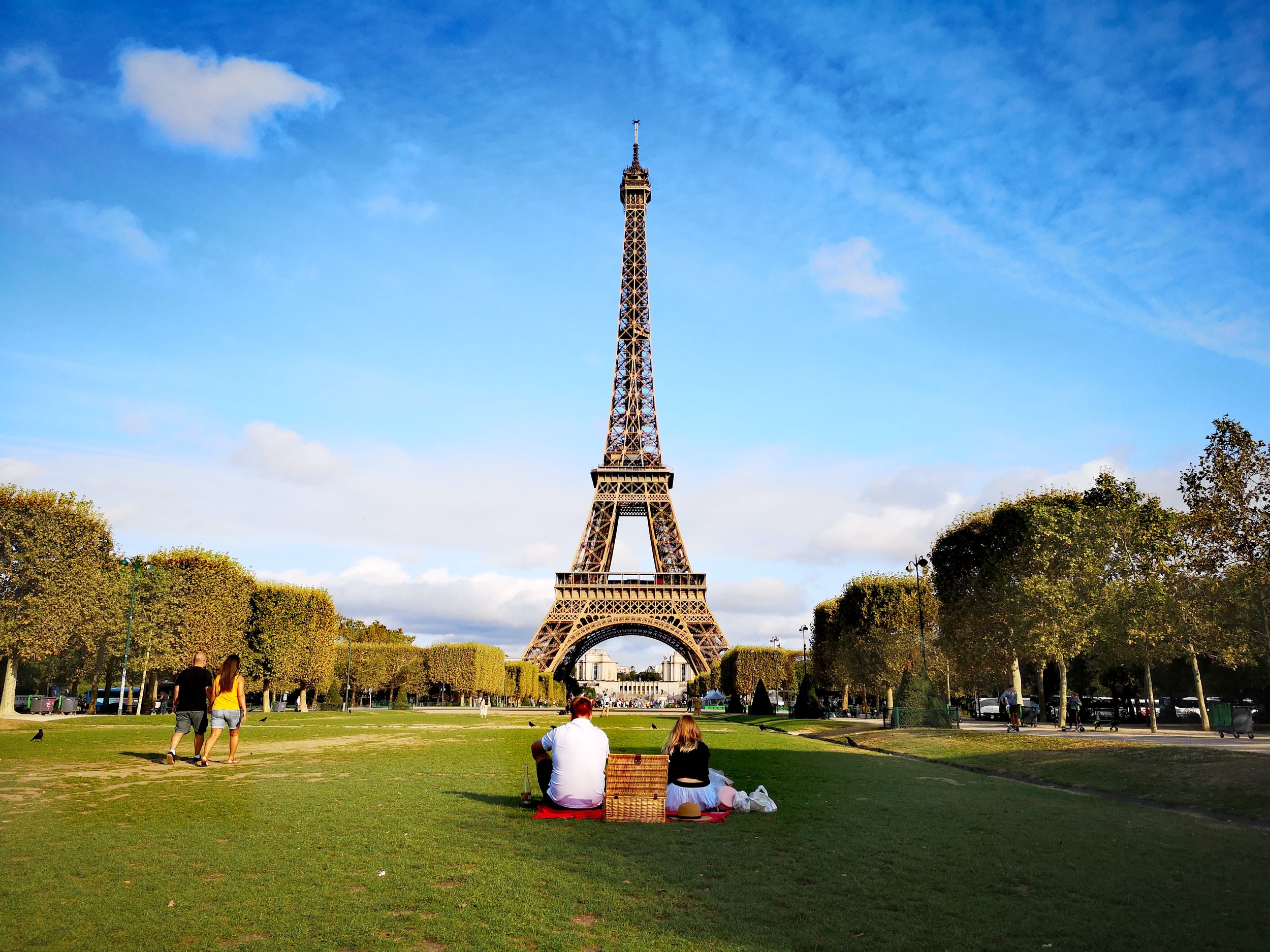 Eiffel Tower Guided Tour 36€