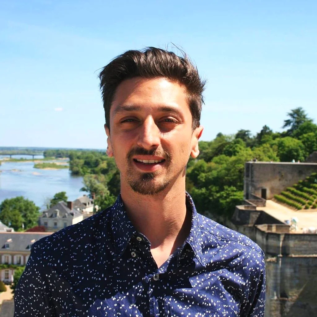 Théo, local guide in Paris
