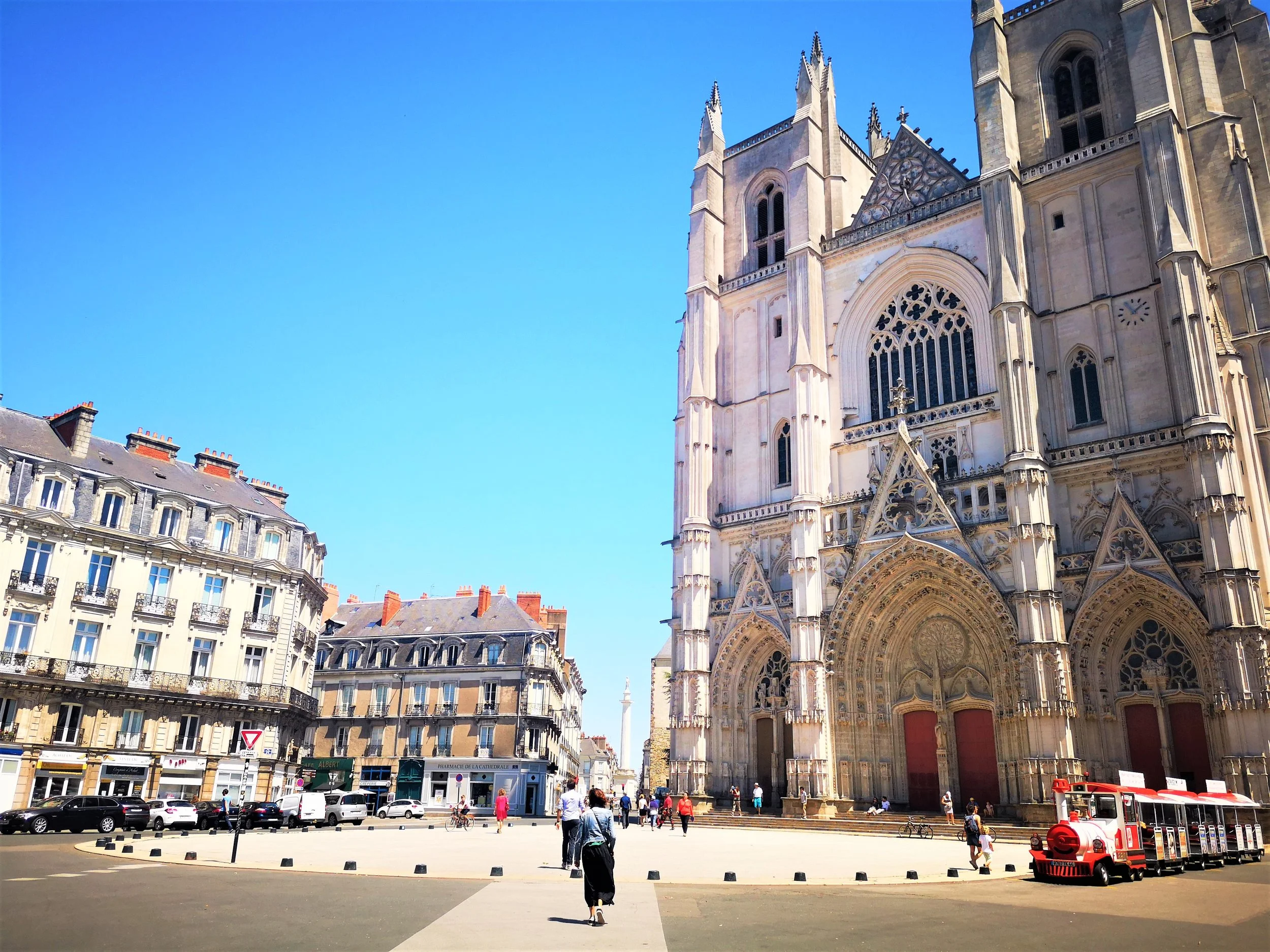 Nantes Guided Tour 18€