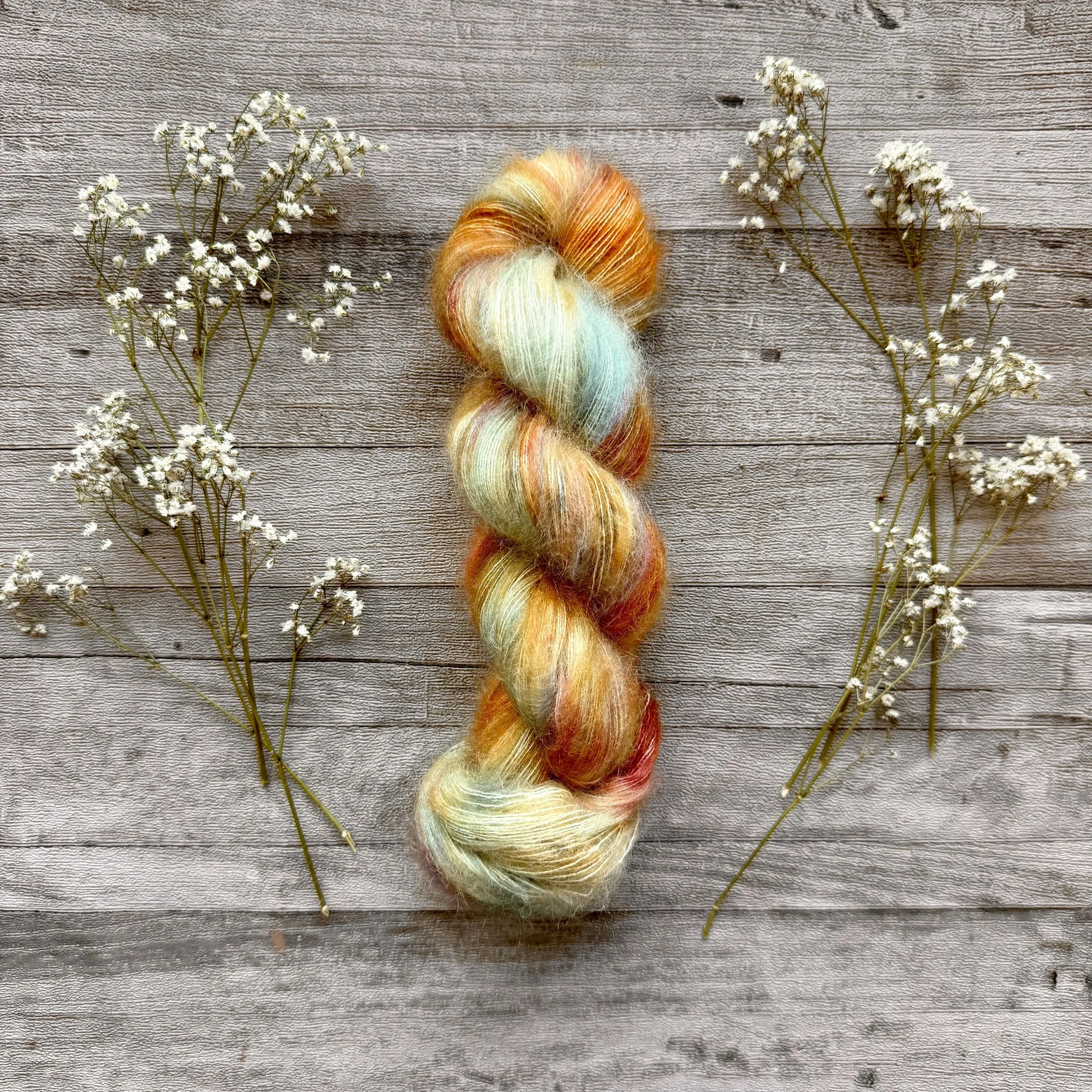 Mei to Satsuki, Silkemyk mohair