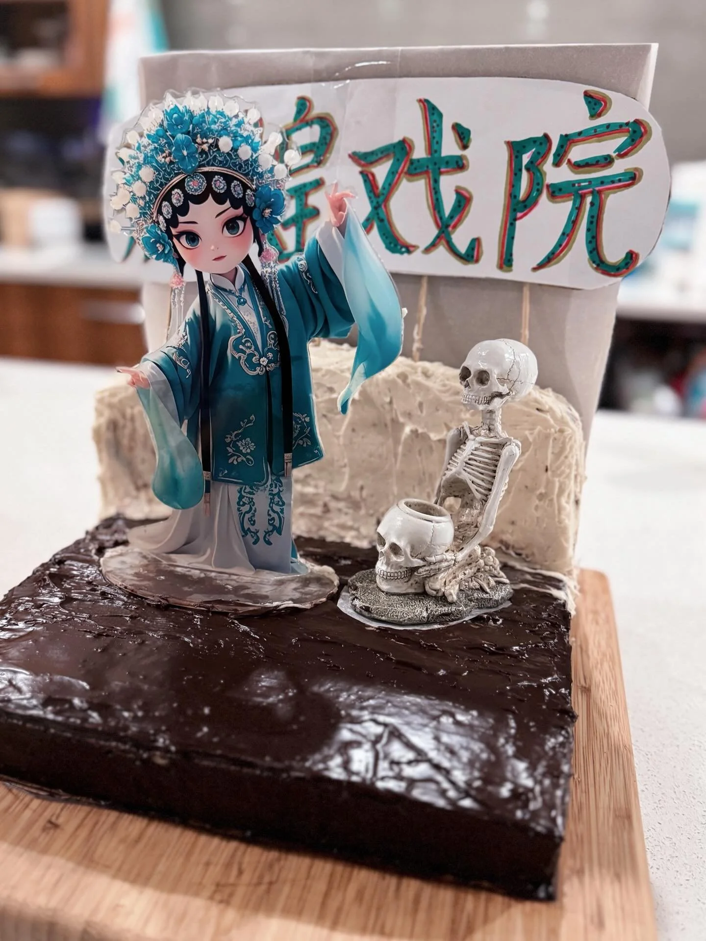 Thank you all for the DEMON SONG release day love!! You all know how to spoil an author. 🥰🫶 TBH yesterday was a weird day with some ups and downs (3yo decided it was a great day for massive tantrums), but one highlight was my parents coming over in