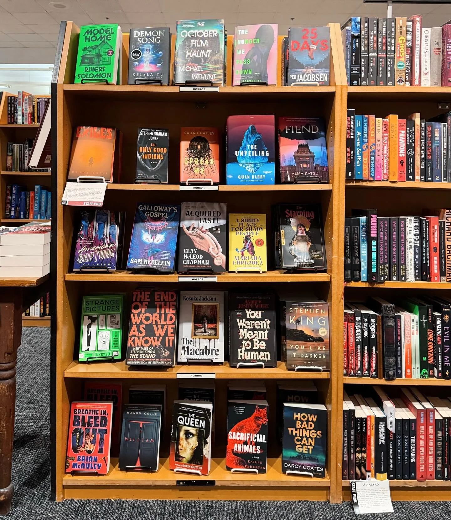 A day signing books around the Seattle area 🖋️🖤

📚 Started out at @thirdplacebooks Lake Forest Park &amp; got to check out their newly reorganized horror section! I used to go here all of the time when I lived in Seattle. It was fun seeing horror 