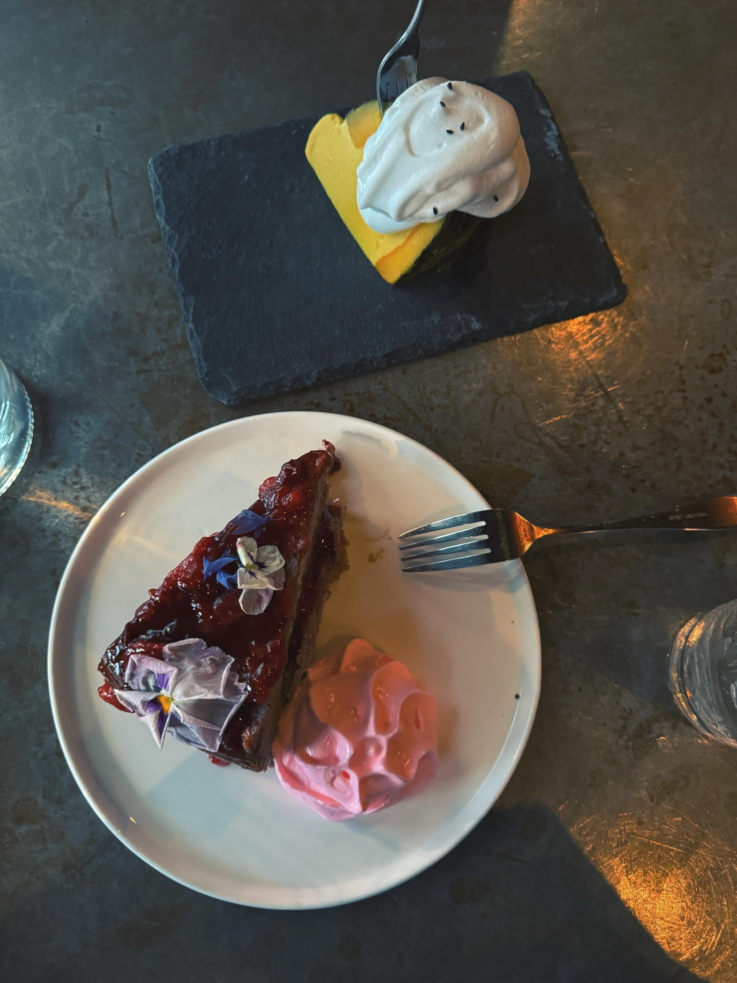 Con recovery looks like ube strawberry cheesecake, steamed pumpkin coconut milk flan, and heaps of noodle soup. (I slept basically all of yesterday&mdash;only woke up for lunch and dinner!)

❓How&rsquo;s your week been so far?

#thaifood #ube #ubecak