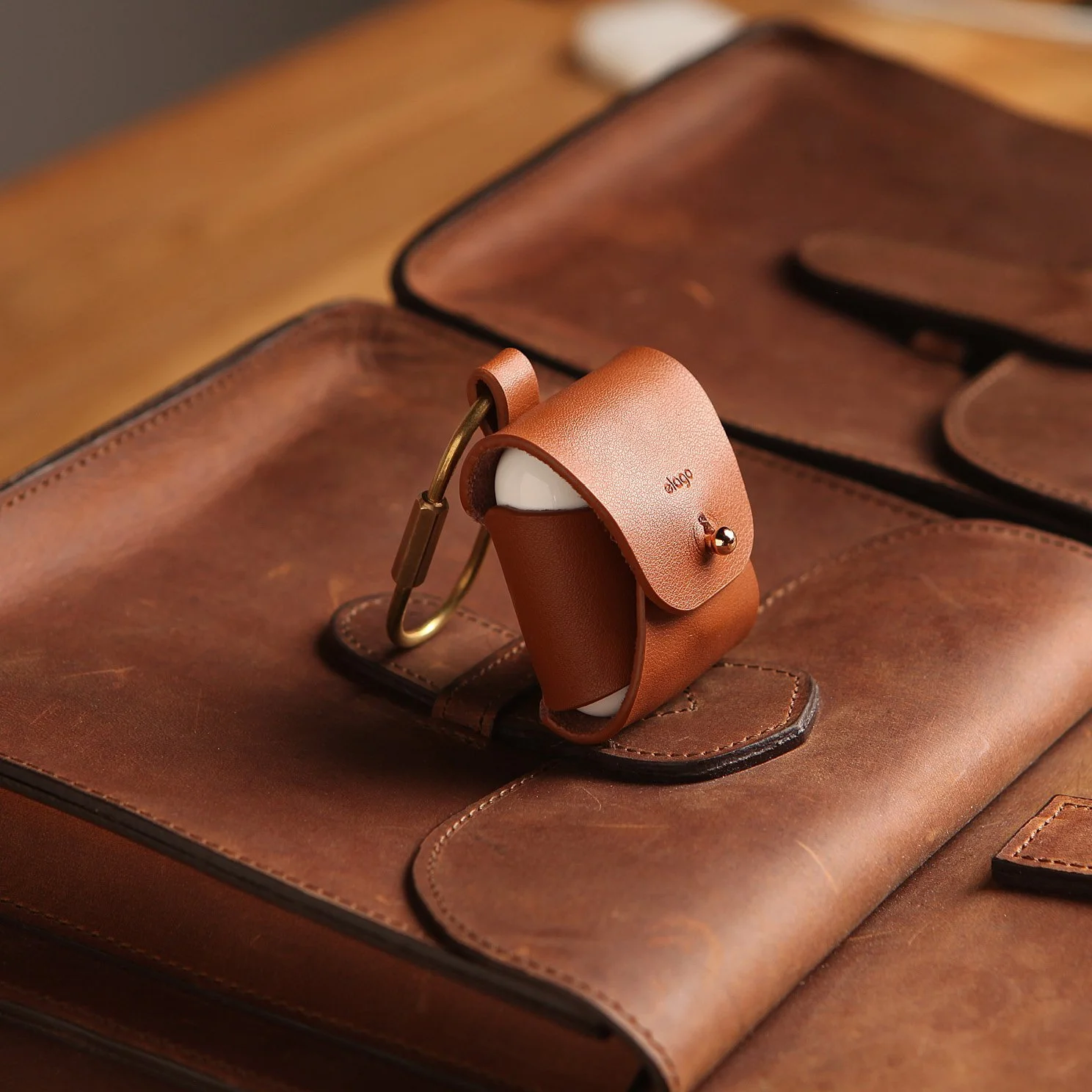 elago leather airpods case
