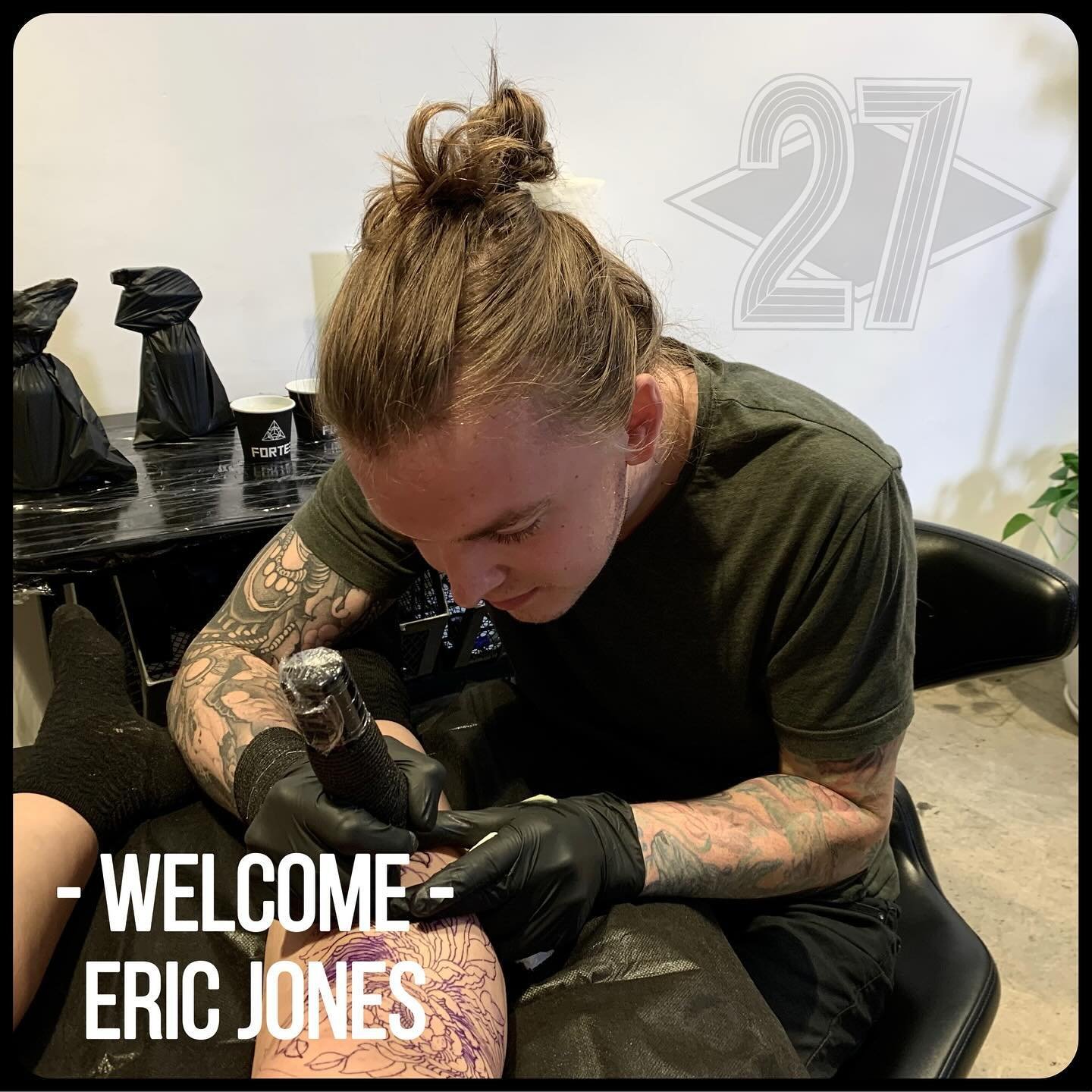Hey everyone, we have some exciting news to share with you! Starting from January 31st, the talented @ericjonestattoo will be joining the awesome team here at 27 Tattoo. Make sure to give him a follow and check out his incredible work. We are absolut