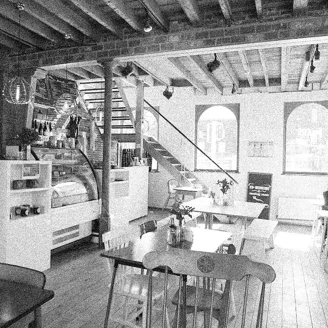 <span style="font-family: Sk-Modernist-bold; font-size: 16px;">Le Phare Du Kanaal </span><br /