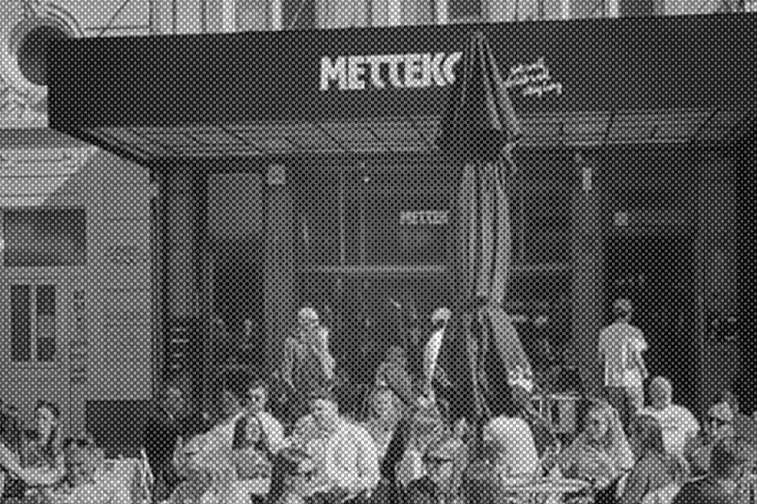 <span style="font-family: Sk-Modernist-bold; font-size: 16px;">Metteko</span><br /