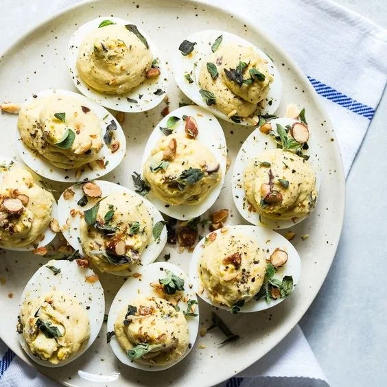 Devilled Hummus Eggs