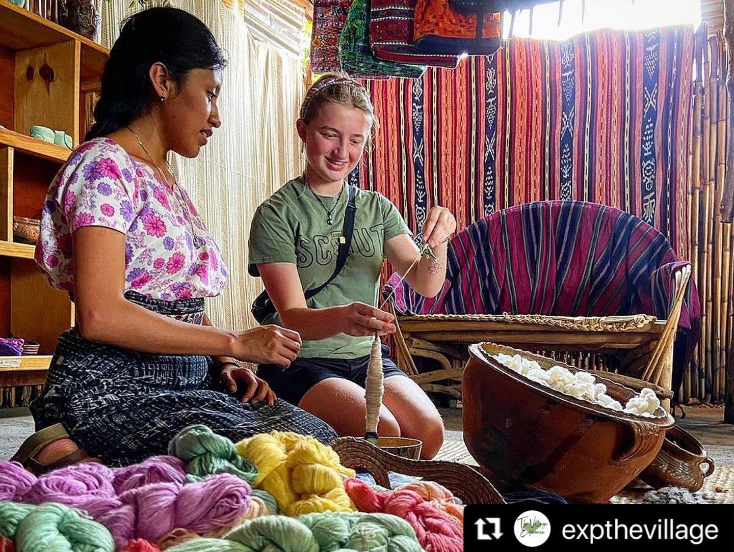 What a great experience of community-based and responsible tourism in Lake Atitl&aacute;n supporting local artisans and business&hellip; #Repost @expthevillage with @use.repost
・・・
Looks like the Ford family is having a blast at #LakeAtitlan with @in