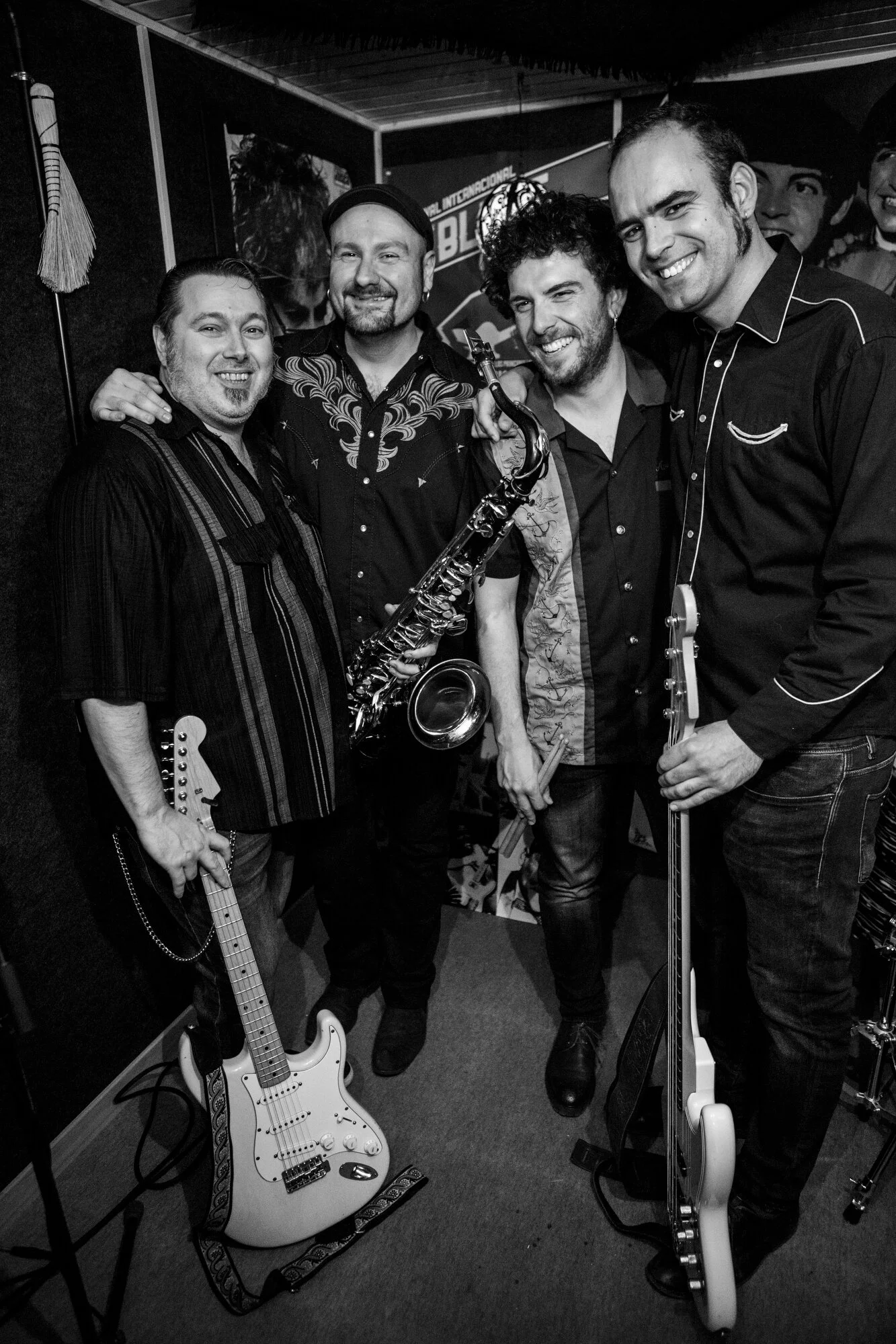  Alex Caporuscio &amp; The Strats 