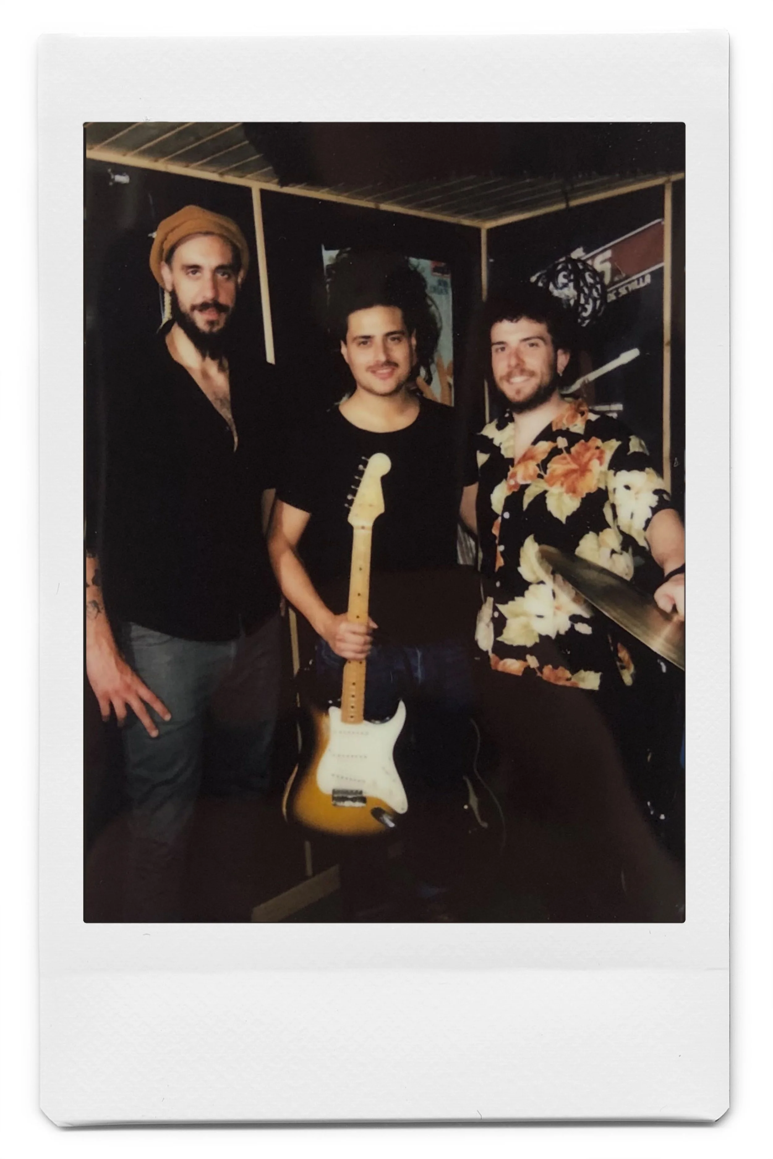  Shot with NOMO CAM INS W. 