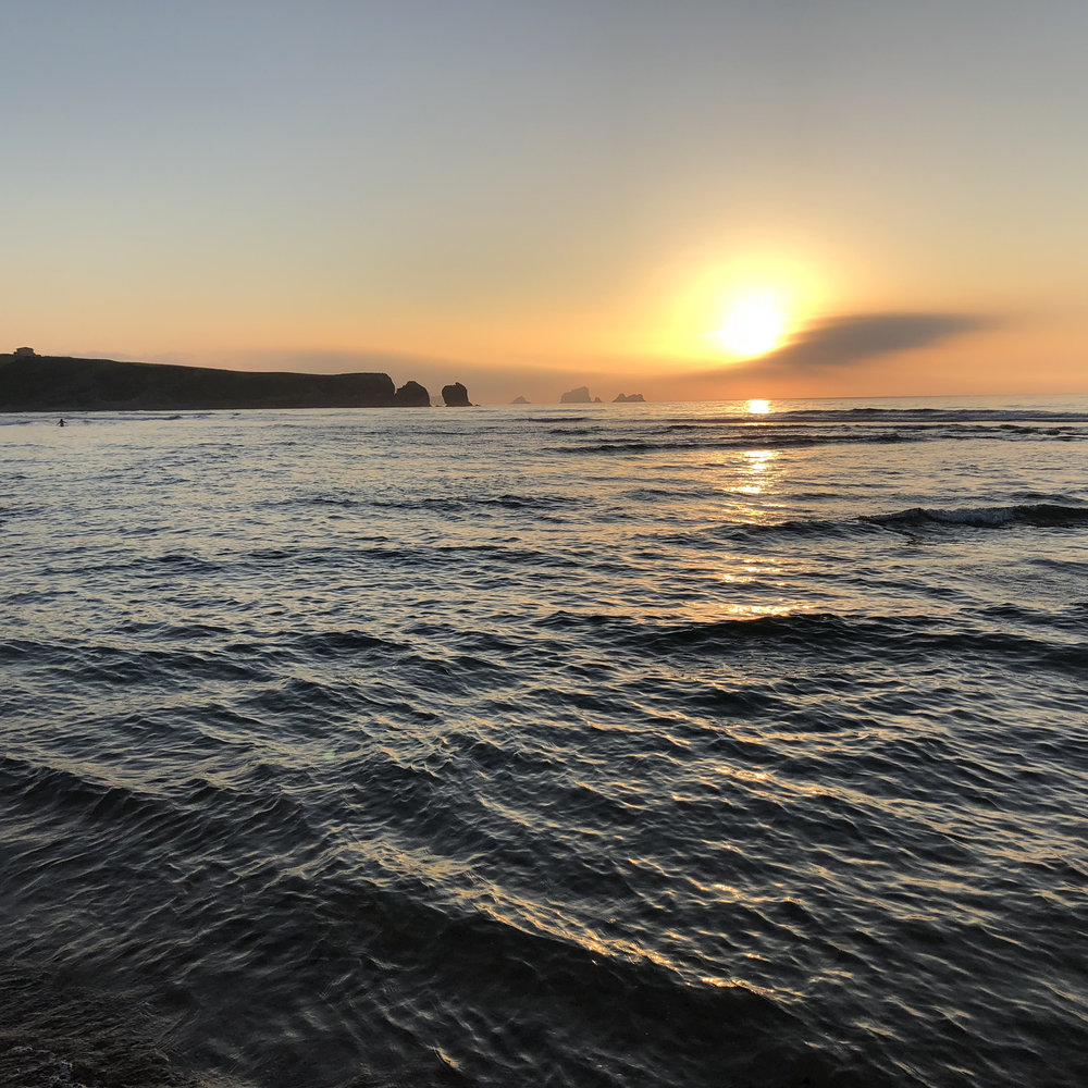 Atardecer desde la playa de Valdearenas.