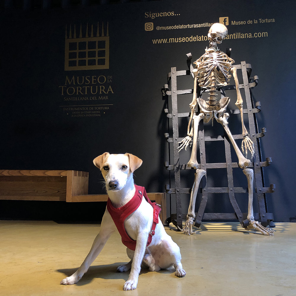 En el Museo de la Tortura, en Santillana del Mar.