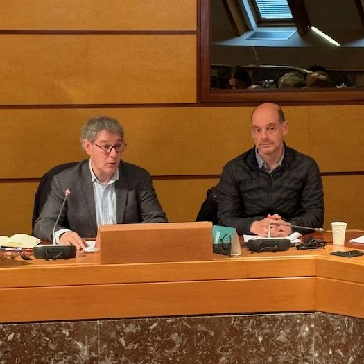 LA PETICIÓN DE PERROS EN EL METRO LLEGA A LAS JUNTAS GENERALES DE BIZKAIA