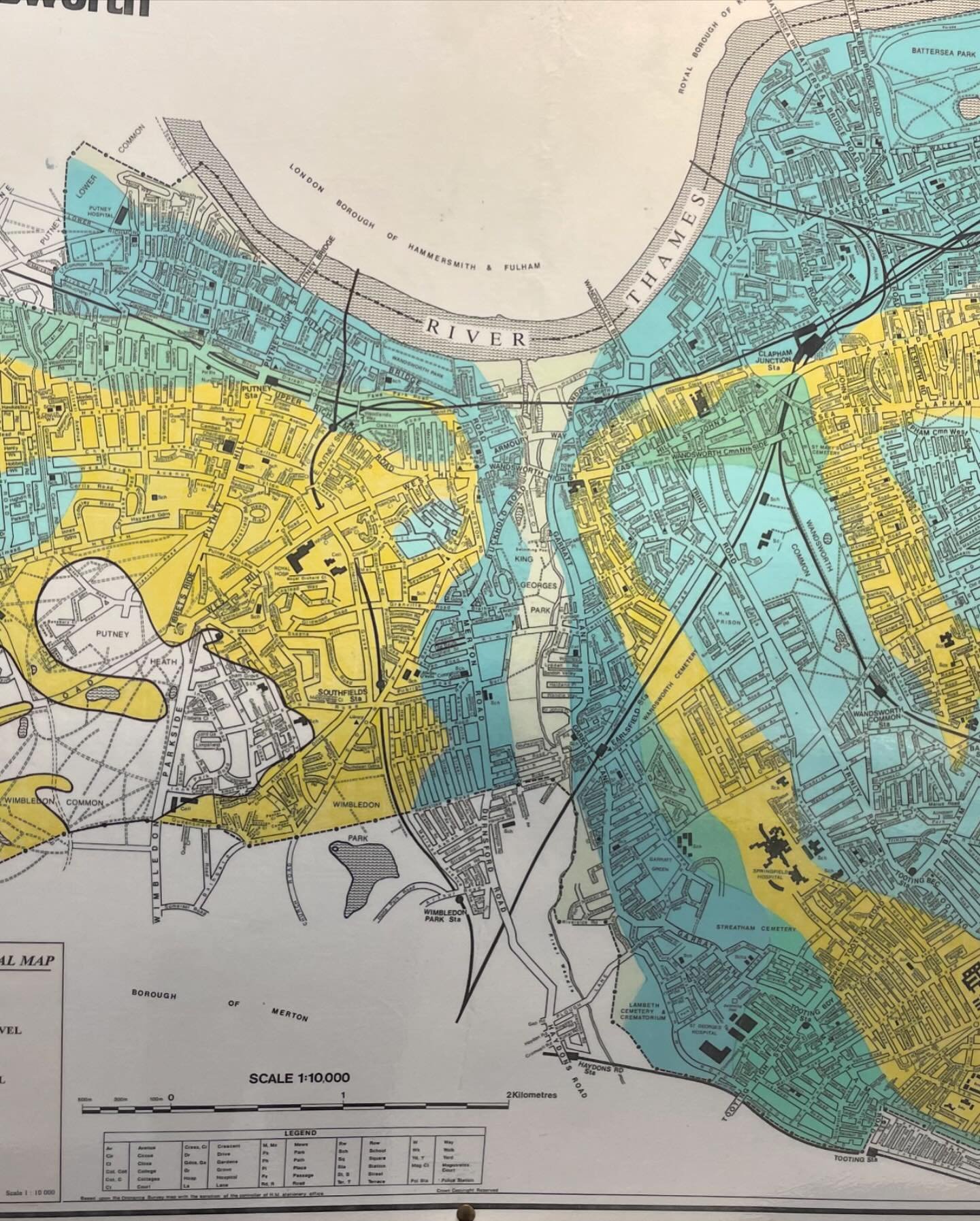 Our first walk to discover more about the geology of the Common, led by Dr Iain Boulton. 

If you&rsquo;ve read &lsquo;The Wandsworth Common Story&rsquo; you&rsquo;ll know about the underlying London clay, which makes the Common so wet, and which rev