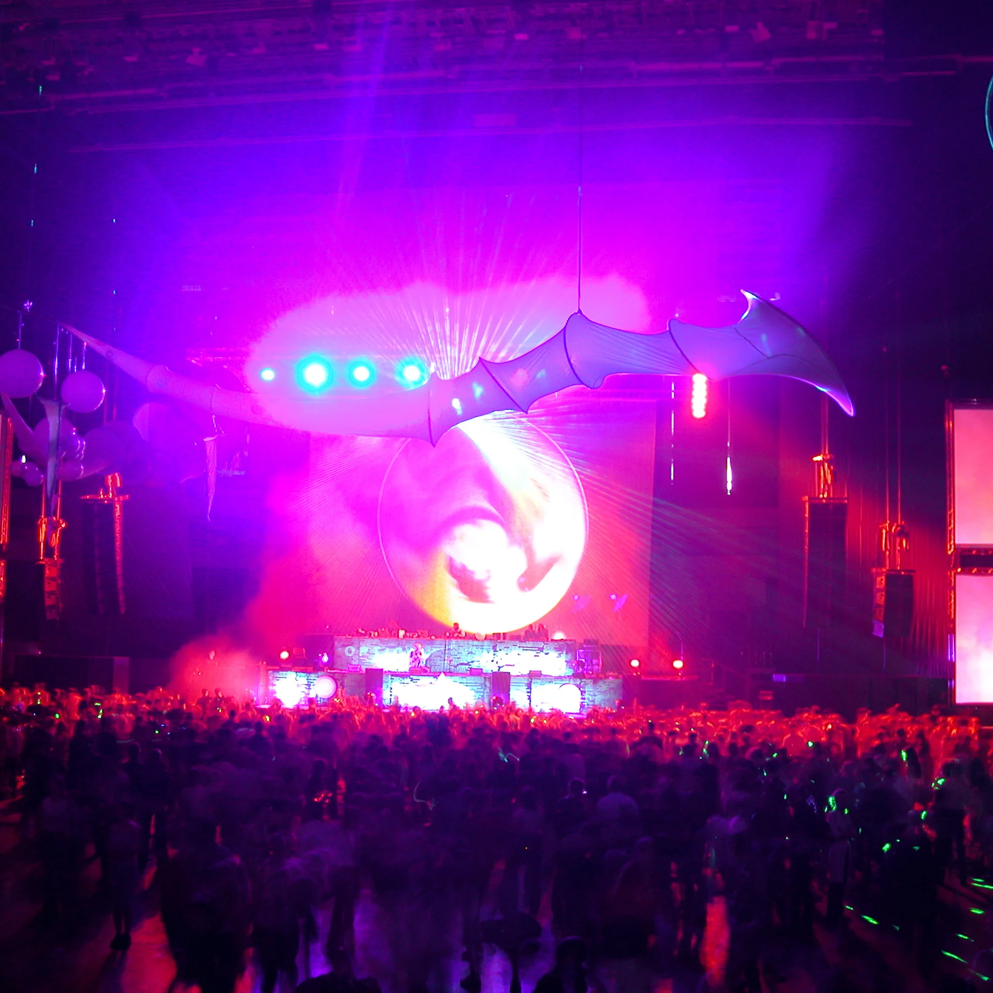 TNL-Design-Illumination-Optical-Matrix-St.Petersburg-2004.jpg