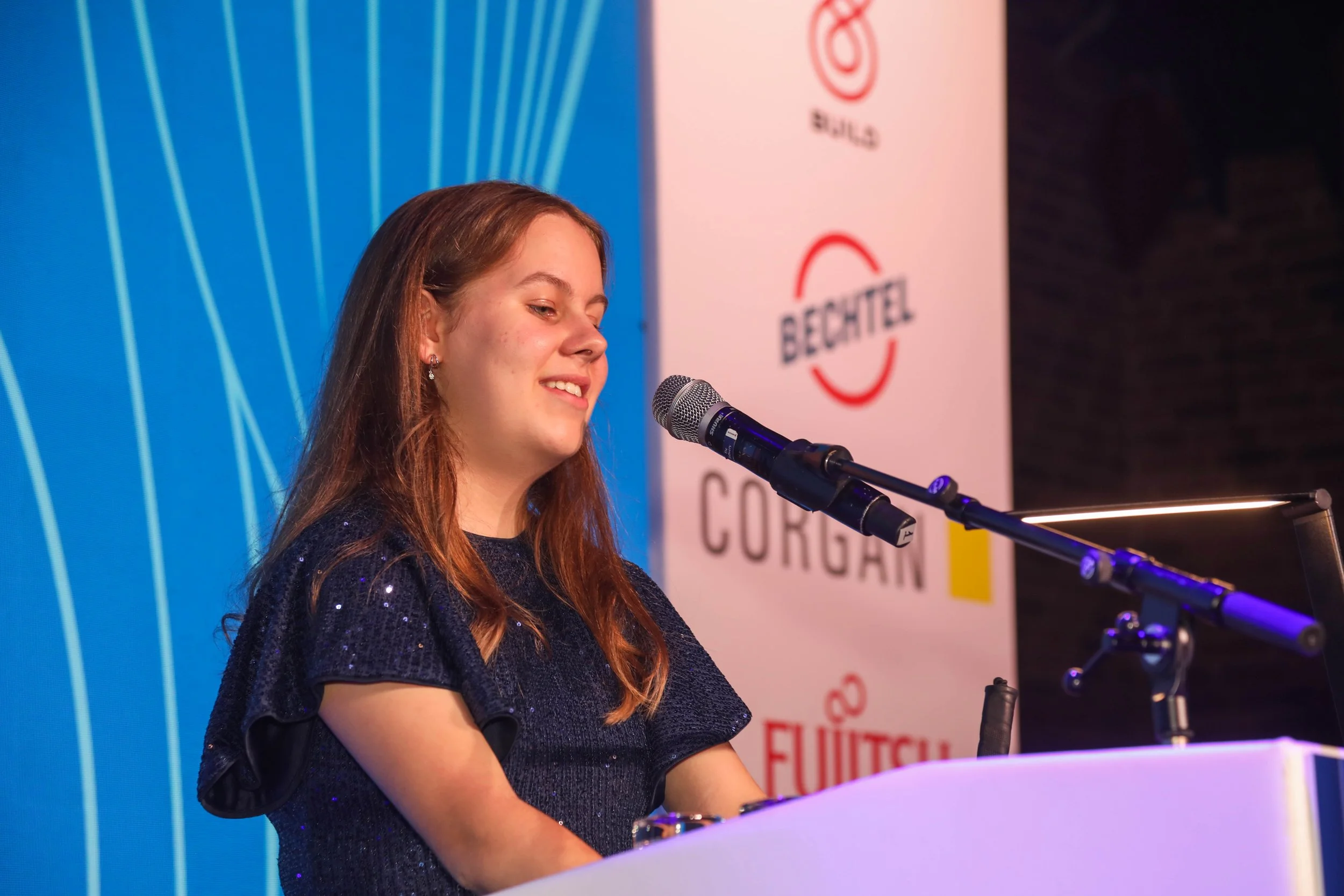Eleanor Stollery represent Aerobility at The British Aviation Group Annual Dinner