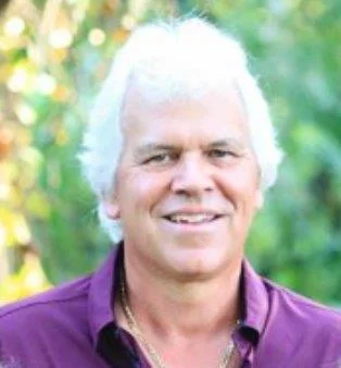 Mike Nelis.jpg
