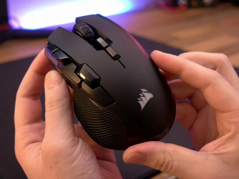 ironclaw-rgb-wireless-palm-grip.jpg