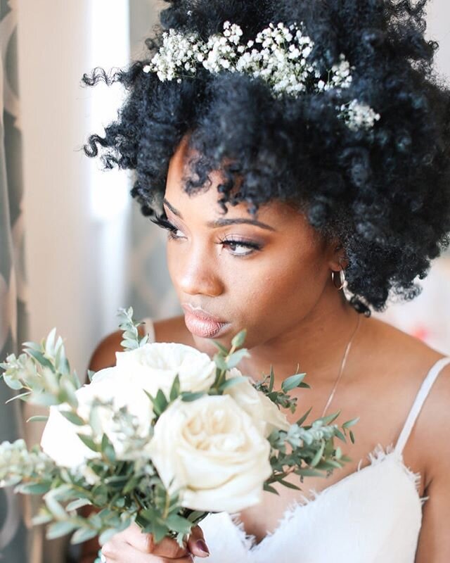 I recently came across this photo from Lauren and Leslie&rsquo;s wedding and was so taken by this image. Have you ever seen a more stunning bride? Nice work, @zackchavis_photo .