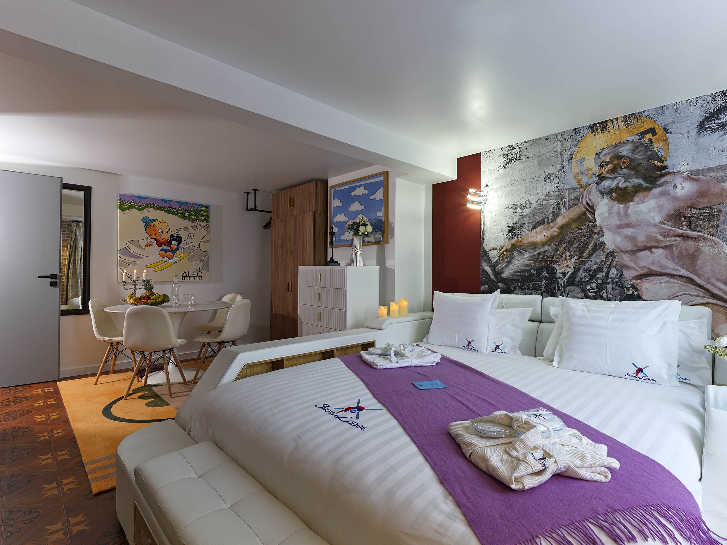 HOTEL SNOWLODGE 5* COURCHEVEL