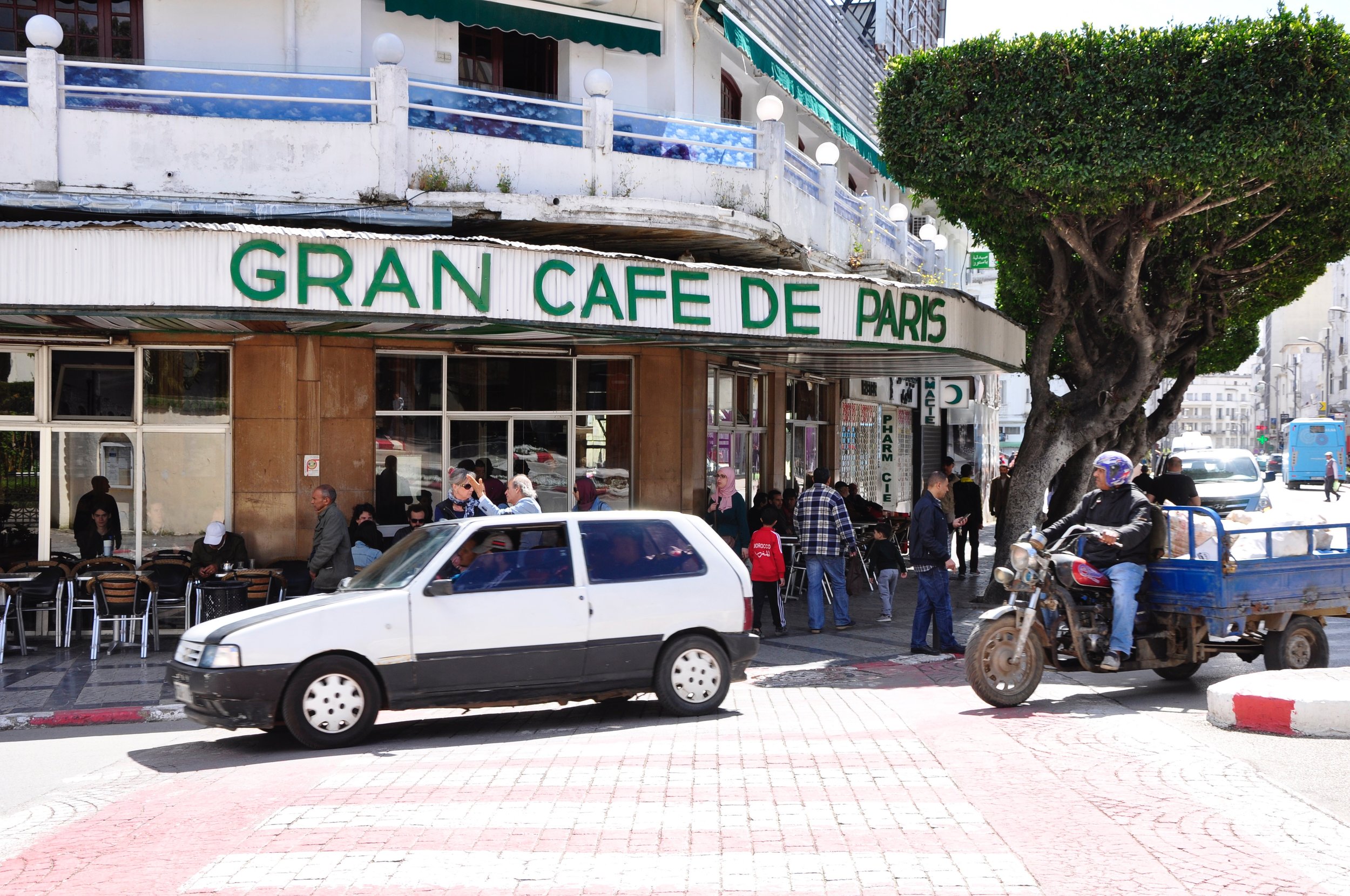 Spy cafe