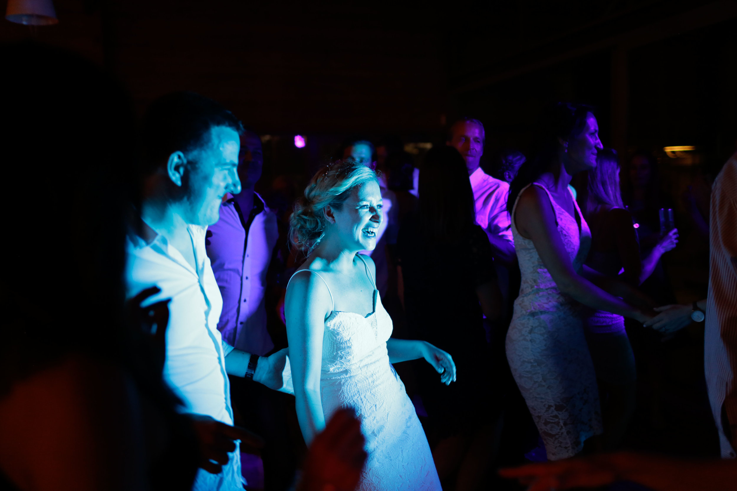cape-town-wedding-sound-Tobie-and-lileen-reception-bride-myohmy-entertainment.jpg