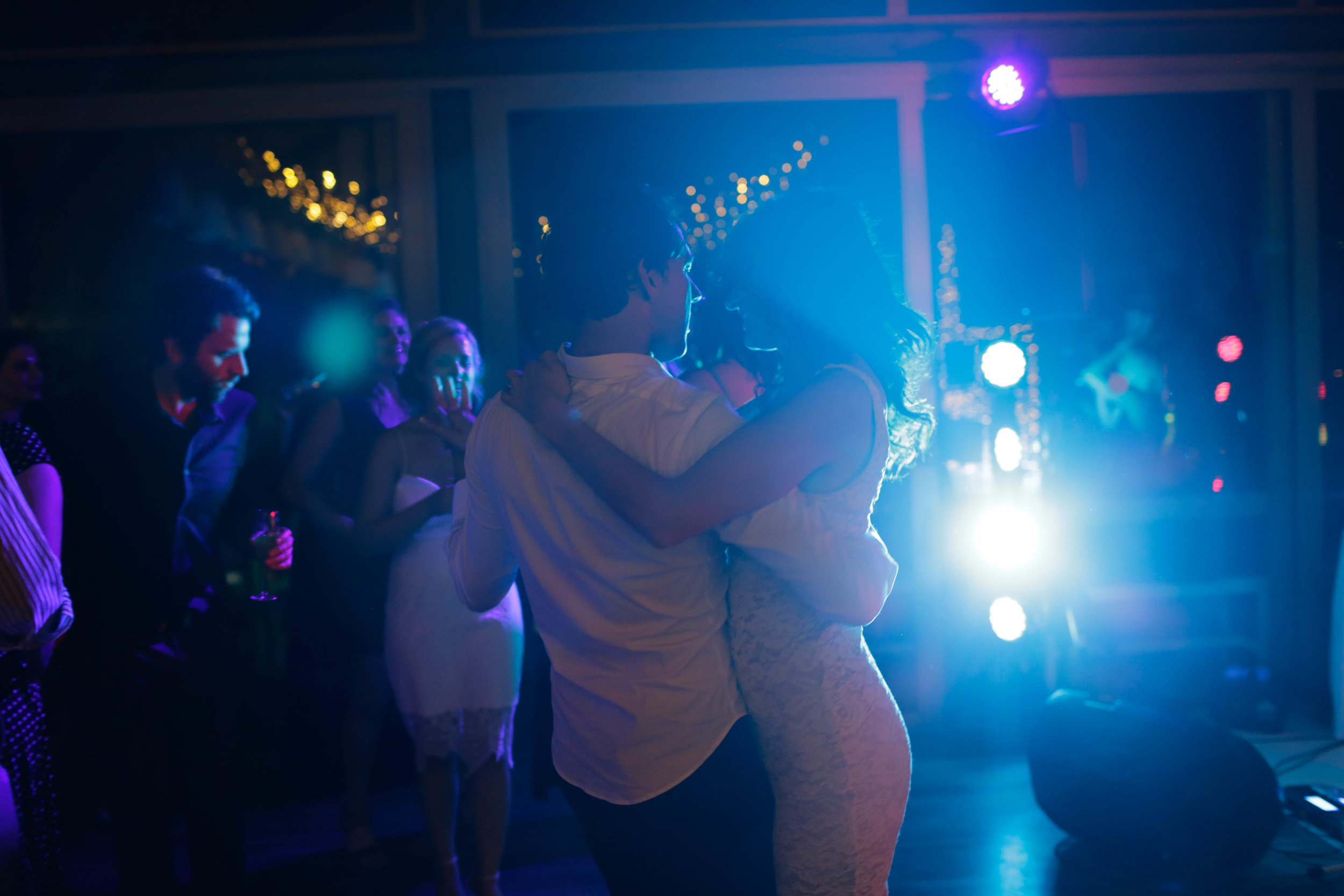 cape-town-wedding-sound-Tobie-and-lileen-reception-dancing-lights-myohmy-entertainment.jpg