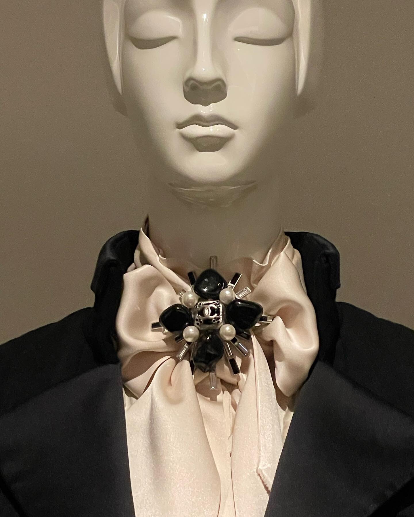 @karllagerfeld exhibit @metmuseum 

Speechless.