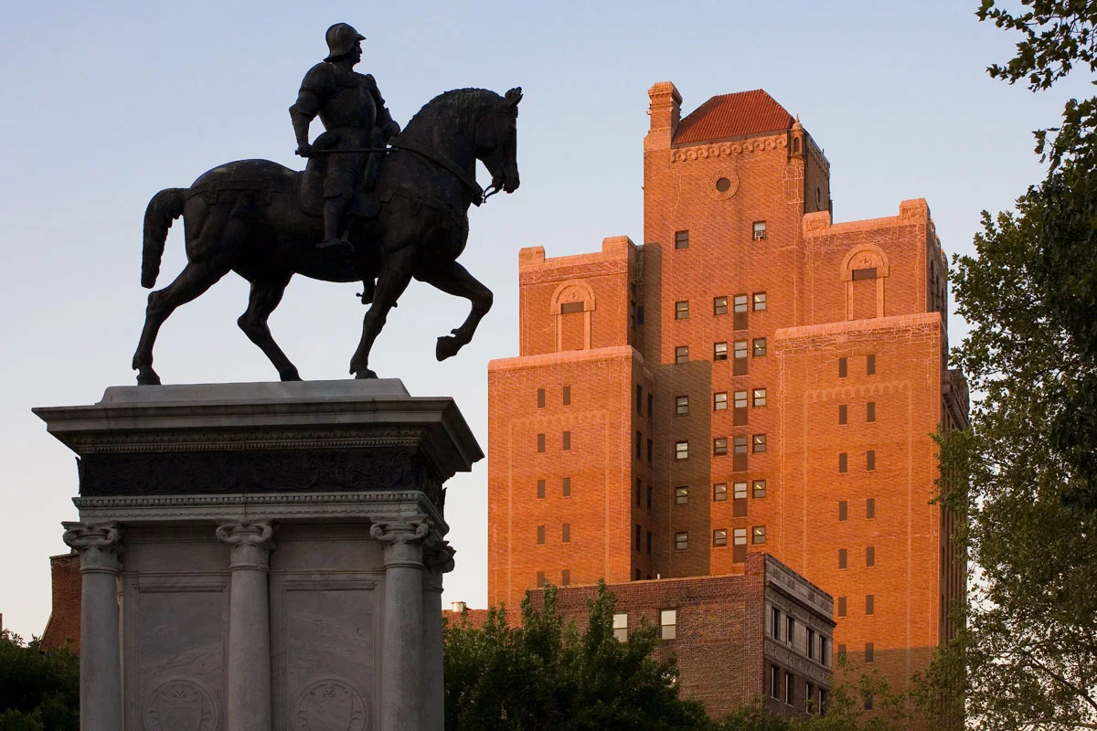 lincolntowers.d.jpg