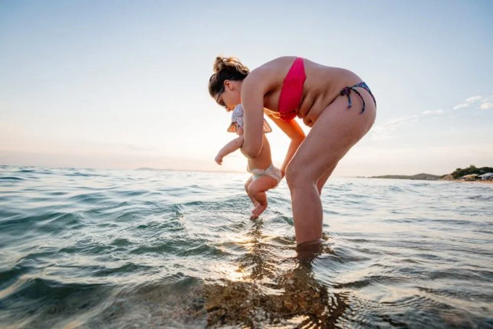Ashley Abramson Talks Weight Loss in the Body Positivity Movement.jpg