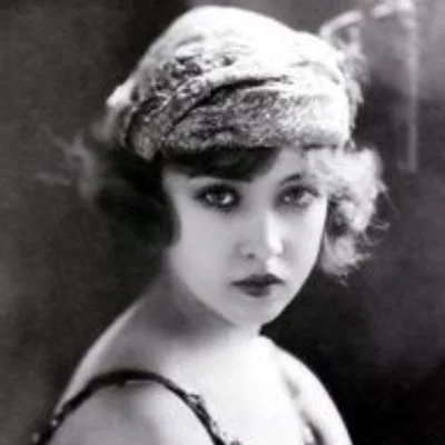 Doris Eaton Travis.