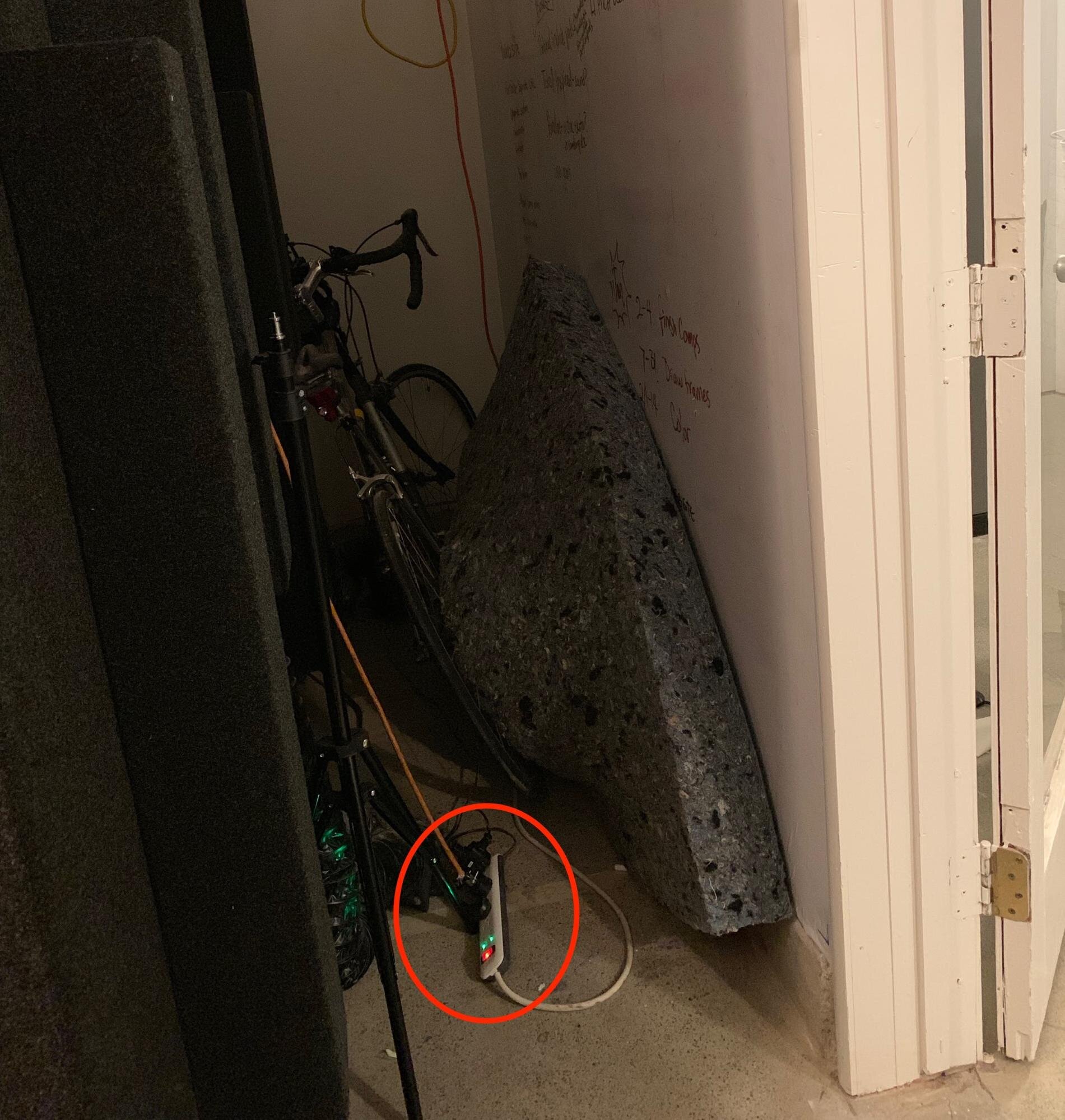 surge_protector.jpg