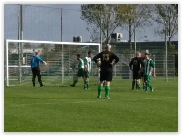 Graauwse derby in het voordeel van Graauw 4 beslist