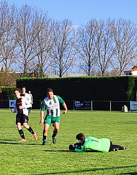 Steen 5 speelt Graauw 4 van de mat