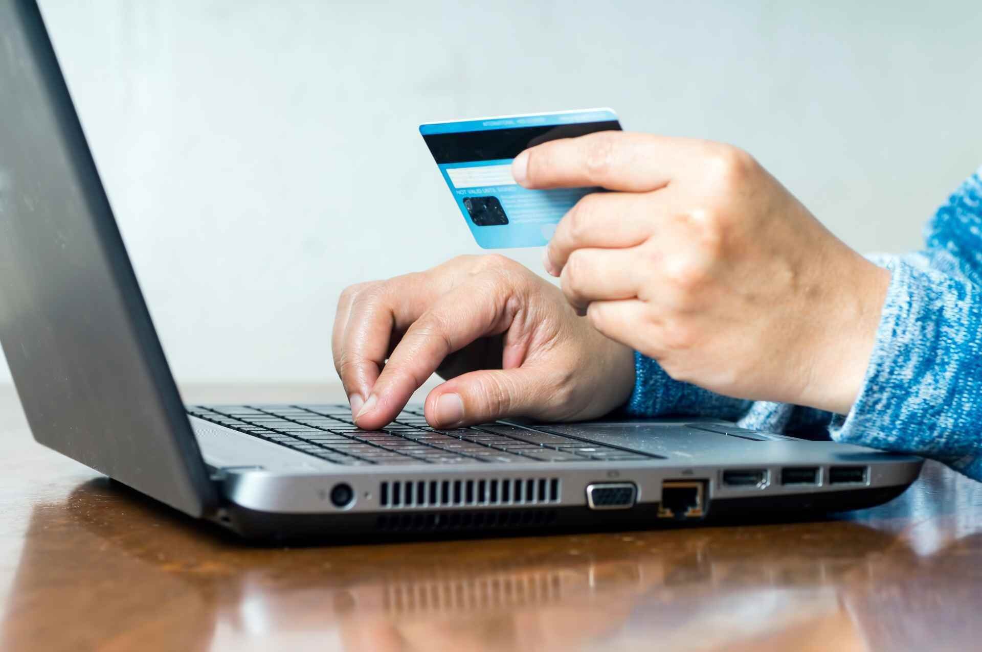 Pros and Cons of Paying Your Taxes by Credit Card?  