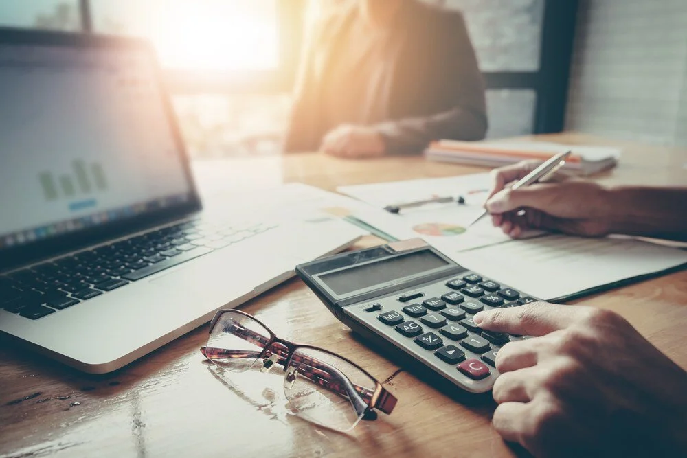 How Does Claiming Business Losses on Personal Taxes Work?