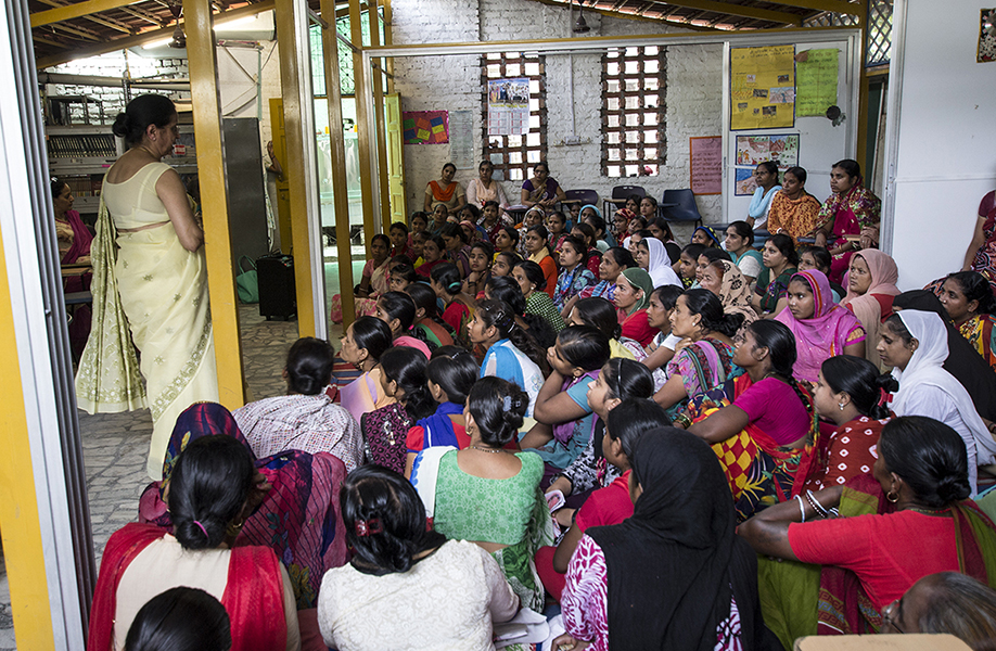 women workshop 02.jpg