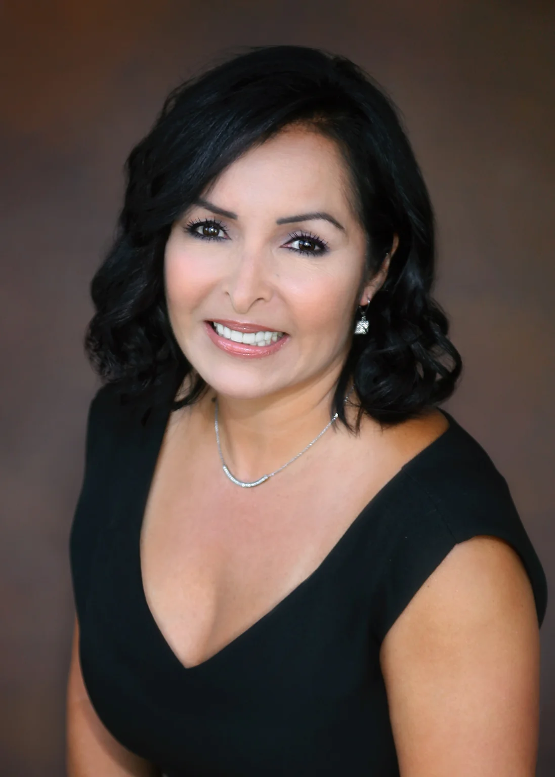 Laura Nevarez.jpg