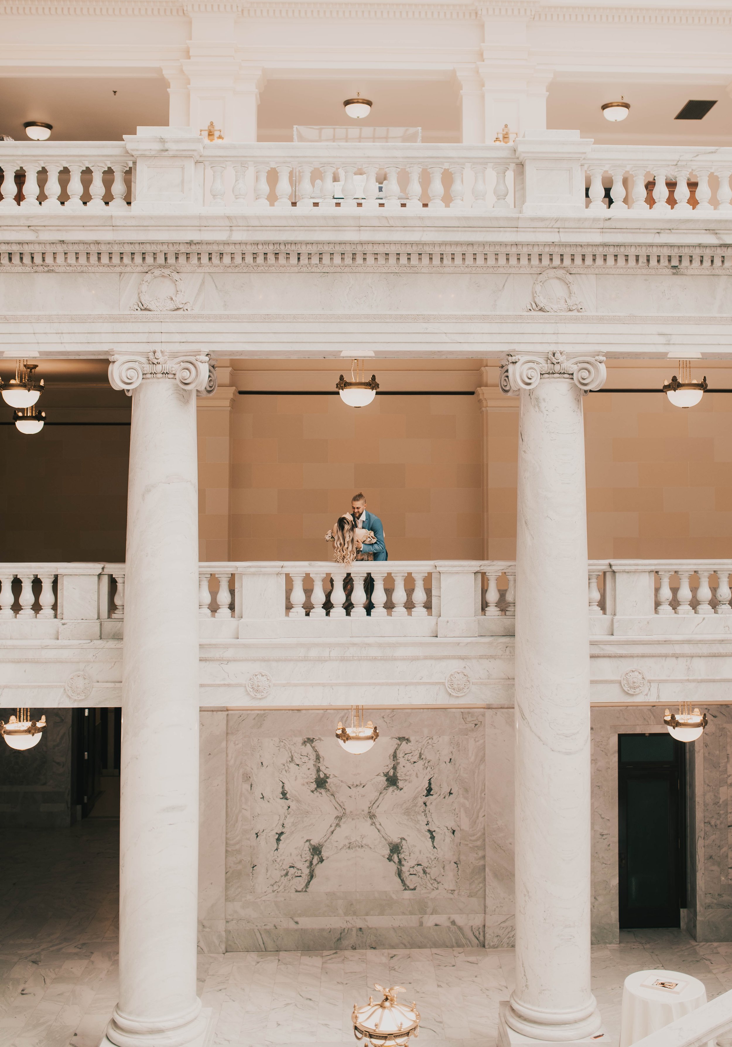 Utah State Capitol Couple Session