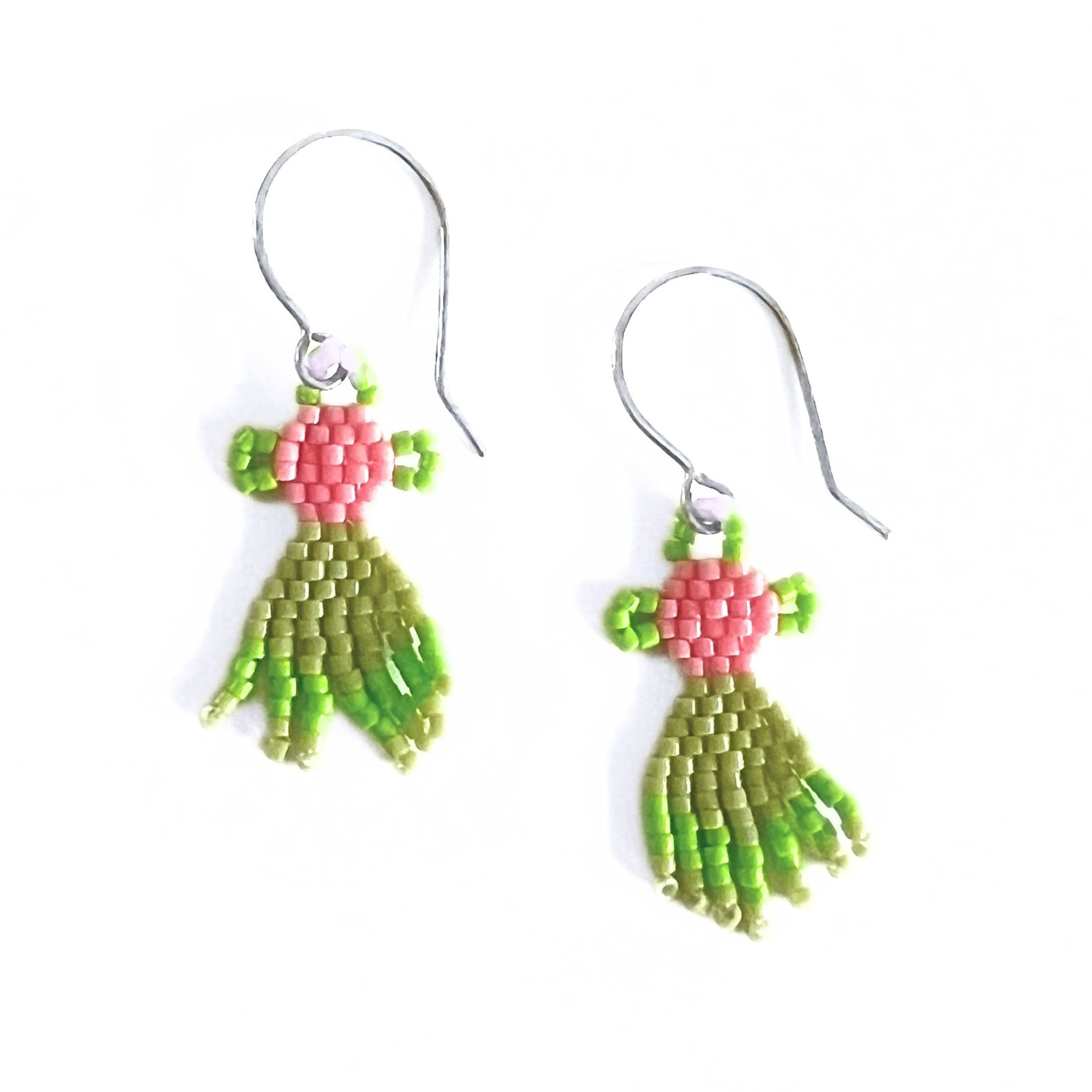 sweet-sun-pink-green-beaded-earrings-handmade