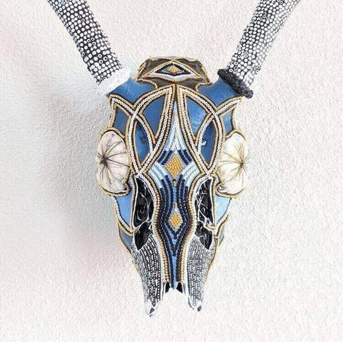 Lys Santamaria, Artist Made Beaded Jewelry & Art