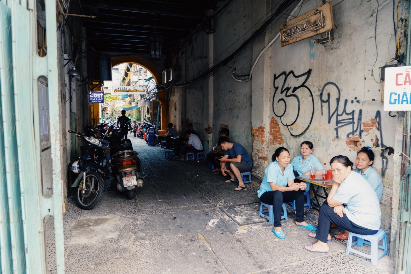 land of the alleyways