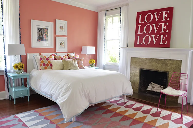 pinkroom2web.jpg