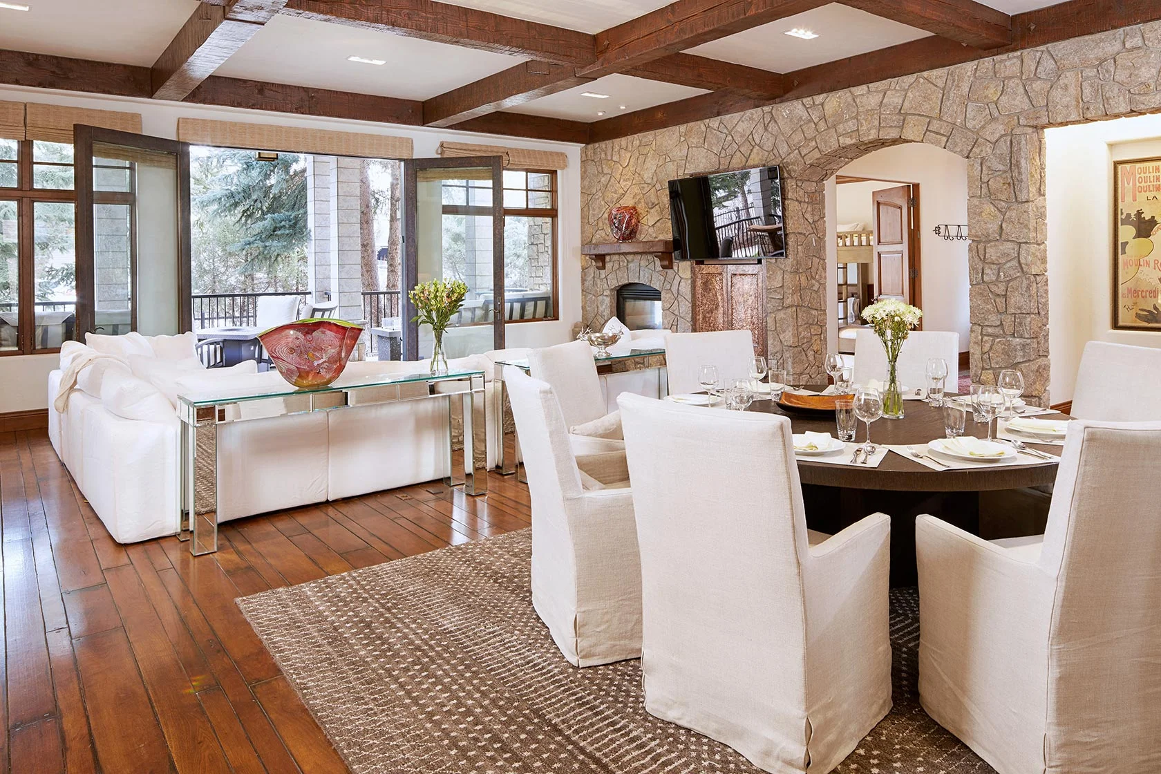  Annual Rental Guaranteed Rental:&nbsp; $400,000.00+  