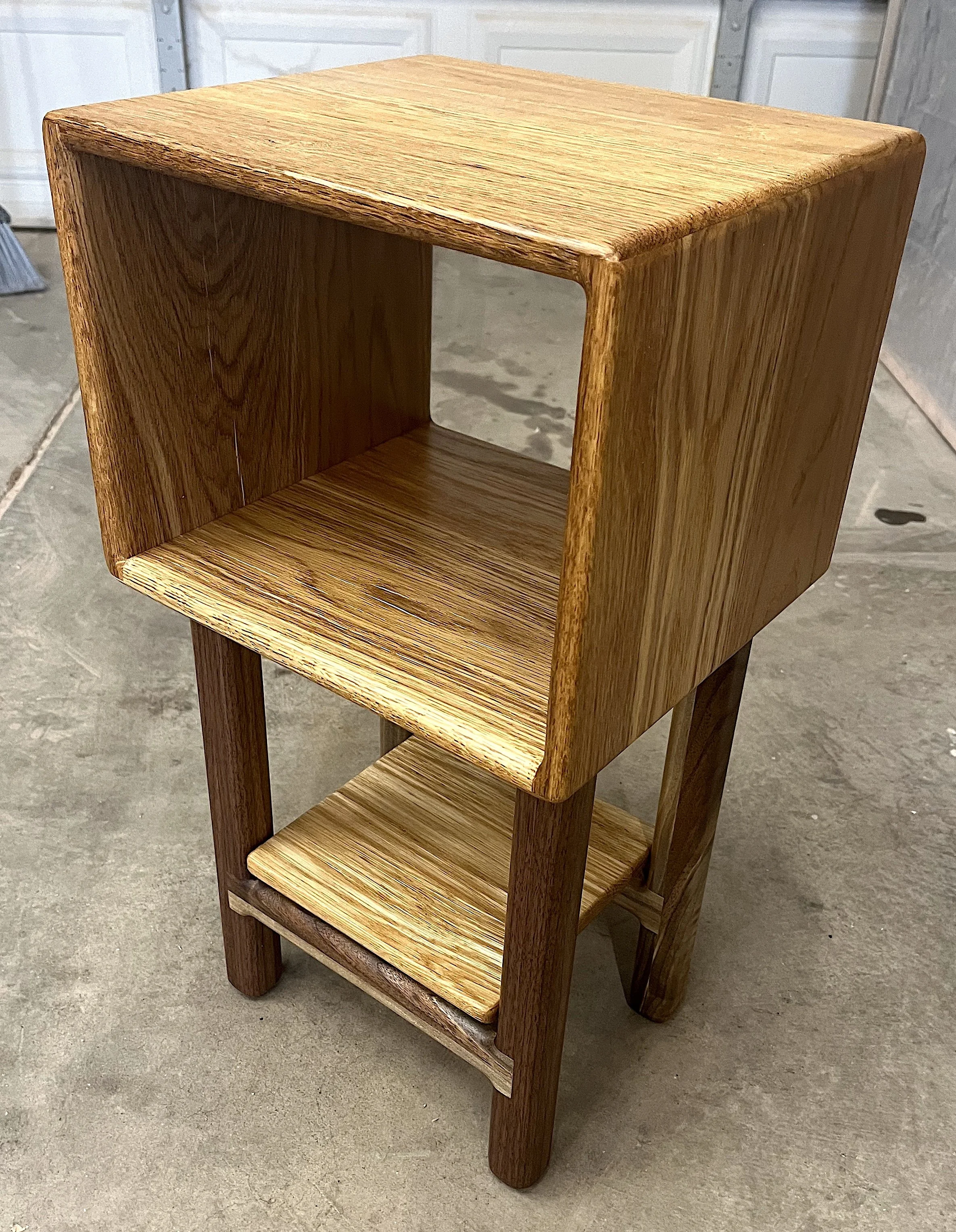 Seligman Side Table Full.jpg