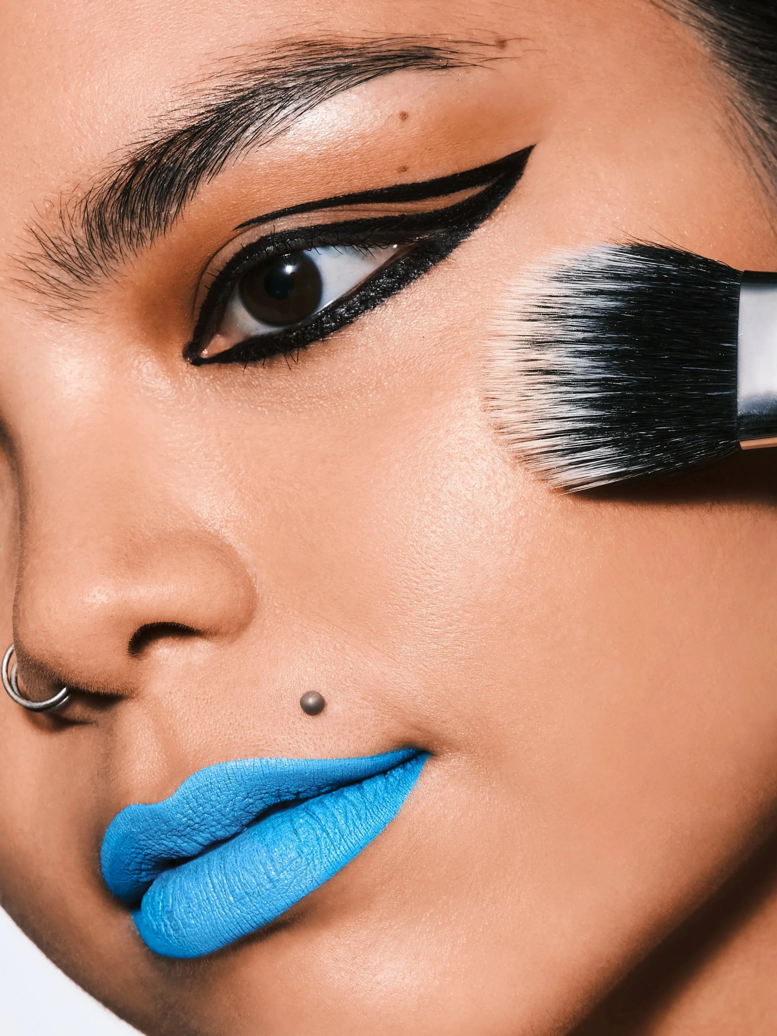  Photographer: Alex Waber  Model: Diera Gutowski  HMU: Monica Lee 