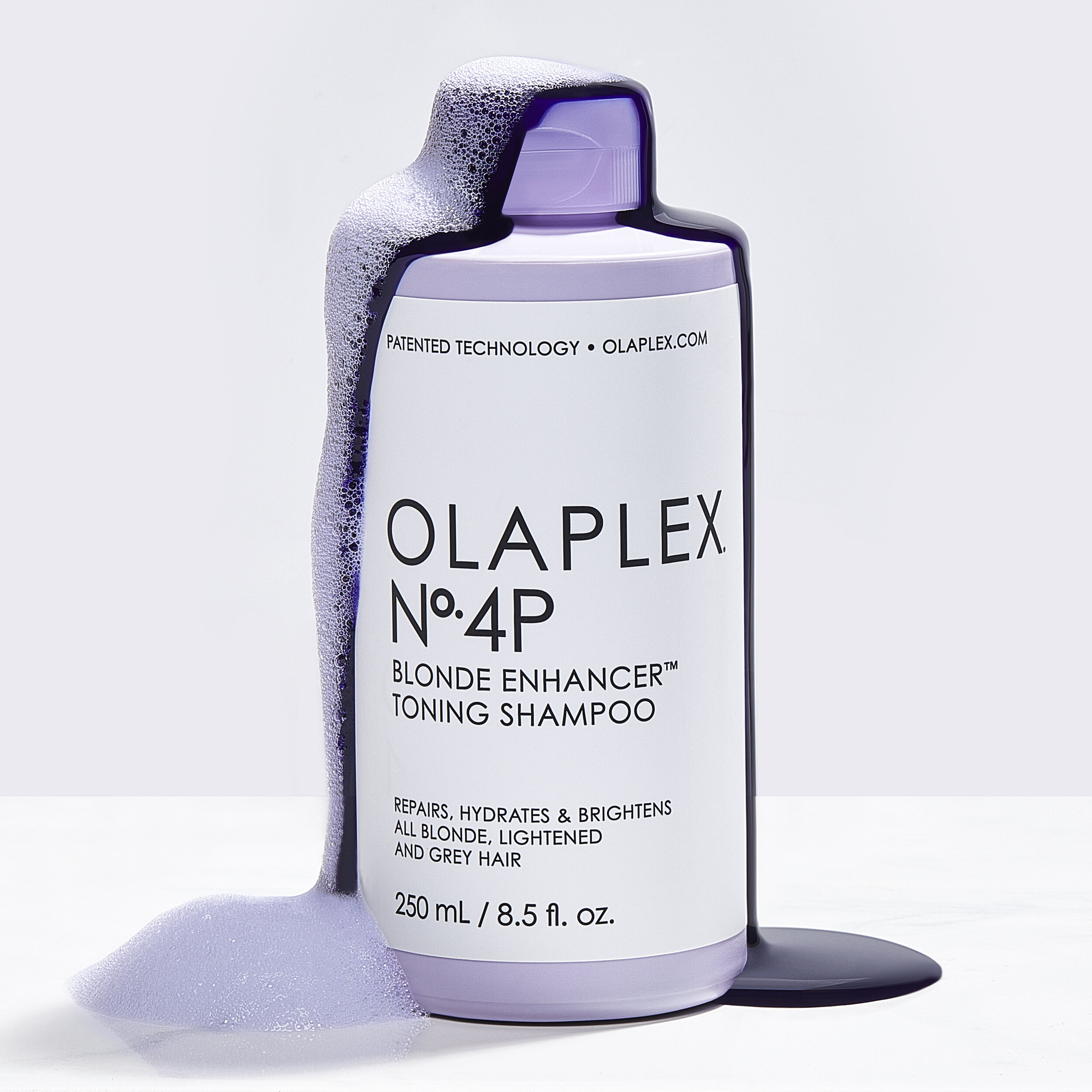 4P-Goop-with-bottle-and-bubbles.jpg