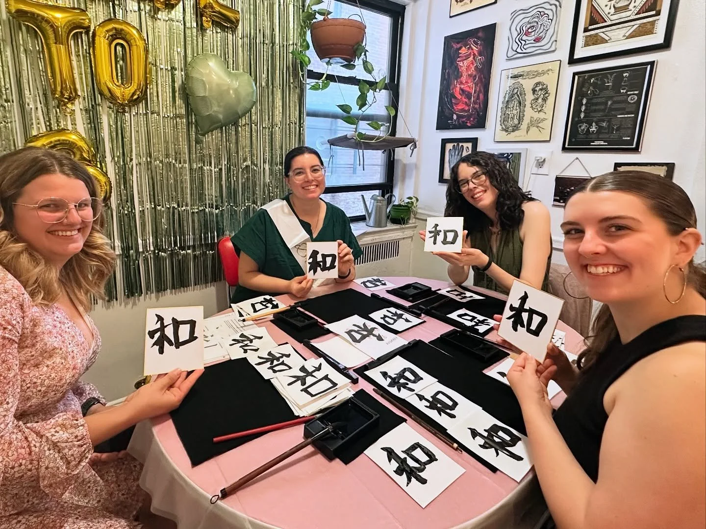 I had the pleasure of teaching a private Japanese calligraphy class yesterday✍🏻 It was such a calm and fulfilling time, with each brushstroke filled with intention and heart ✨
Since it was for a bachelor party, everyone wrote the kanji &ldquo;和 (Wa)